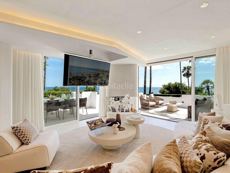 Foto 4891bbbf-9a39-4305-b0e1-32fa50d42092. Apartament amb aparcament piscina a Zona de Punta Plata Estepona