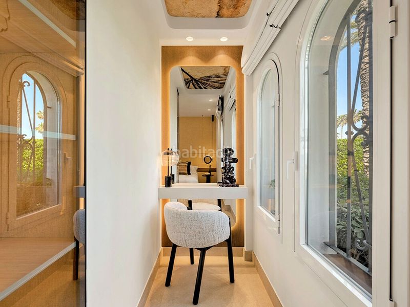Foto dee691a0-085d-4220-807e-bcf41a77ffe8. Apartament amb aparcament piscina a Zona de Punta Plata Estepona