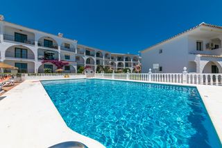 Location Attique à El Faro de Calaburra - Chaparral. Luminoso apartamento de 2 dormitorios con terraza sur y piscina