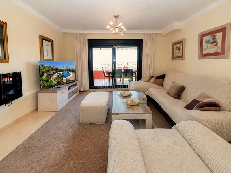 Foto 734cb227-dad6-477b-bec6-f16437cfcc1f. Apartament amb aparcament piscina a Bel - Air Estepona