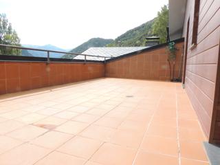 Ático en Carretera d'erts 93. Impresionante ático en venta en erts (arinsal) – espacio, luz y