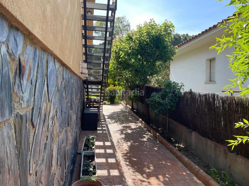 Foto b6d31f56-99ad-426f-a5eb-9f8d033b86df. Chalet unifamiliar con piscina en Vilalba Sasserra