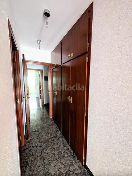 Foto 4771bf70-dd36-41a4-9faf-ea37ca7dc1f4. Dachwohnung mit heizung in Can Mariner Santa Coloma de Gramenet