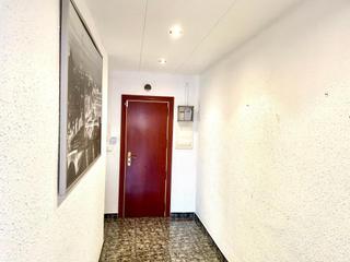 Appartement à Cerdanyola Sud. Piso alto en avenida principal, cerdanyola sur