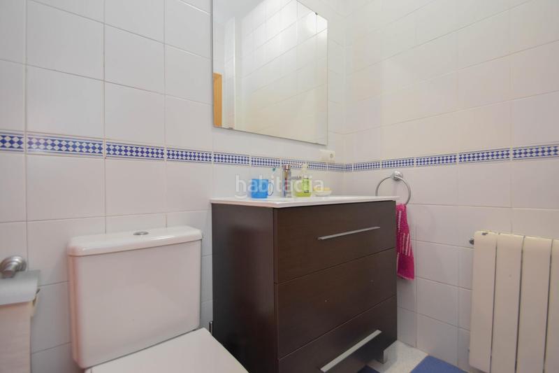 Foto 5229f173-0e4f-448b-8d99-e59d76744d9e. Chalet  en parcela de 742 m2 con piscina en Santa Fe