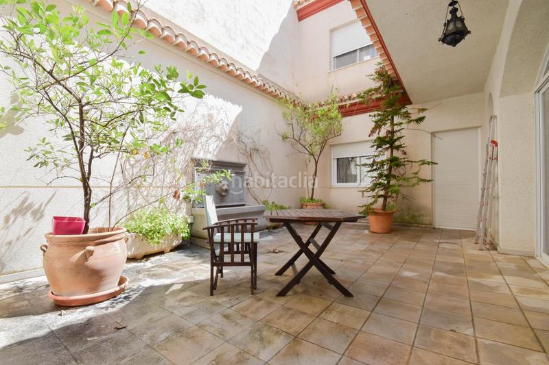 Foto 6f04a913-c01b-4688-a2cc-f7d92383f267. Chalet  en parcela de 742 m2 con piscina en Santa Fe