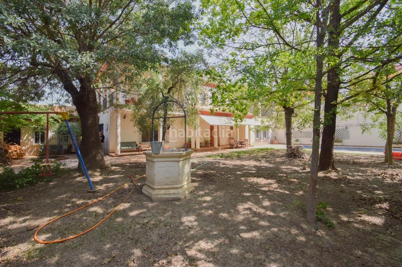 Foto 81353483-21e8-4648-8362-025cb0e15d3d. Chalet  en parcela de 742 m2 con piscina en Santa Fe