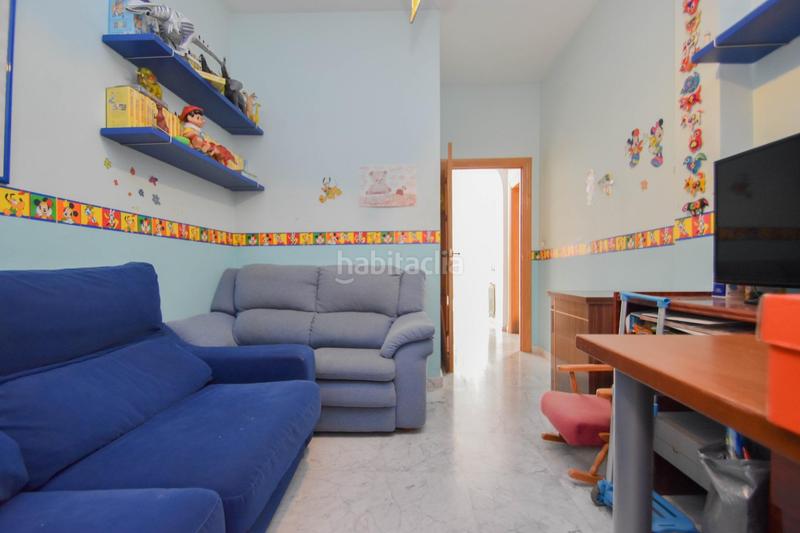 Foto a81017df-b05d-4f83-b6ed-981706664e23. Chalet  en parcela de 742 m2 con piscina en Santa Fe