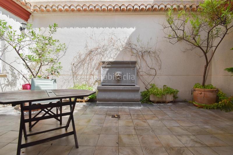 Foto c19ccf82-fd43-4181-9807-0d09f5100de8. Chalet  en parcela de 742 m2 con piscina en Santa Fe