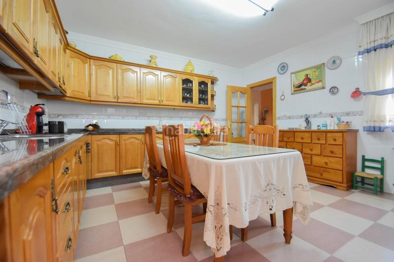 Foto 0af879af-1b43-4e3e-8be5-c60389c732fd. Xalet amb calefacció piscina a Fuente Vaqueros