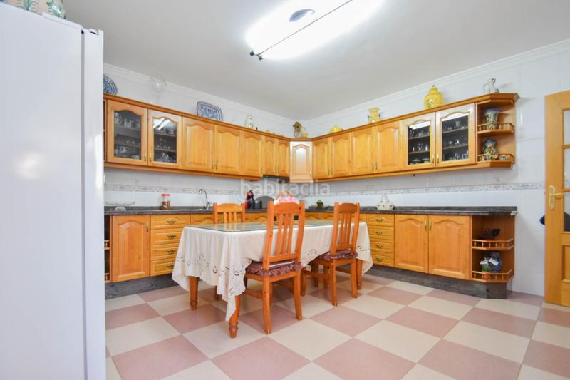 Foto 8a167920-46fc-416e-8b65-fb5faaf86485. Xalet amb calefacció piscina a Fuente Vaqueros