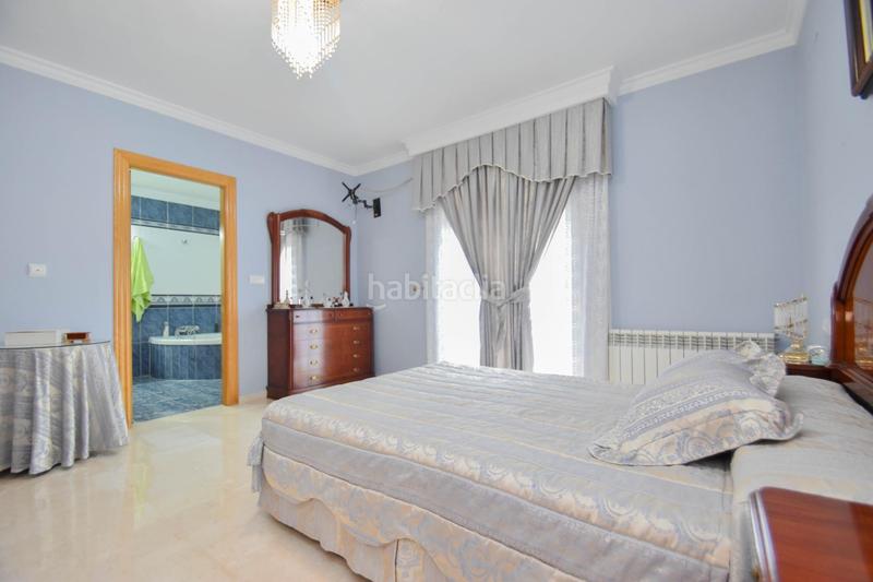 Foto b5400e54-58ff-438c-9320-6b9761614677. Xalet amb calefacció piscina a Fuente Vaqueros