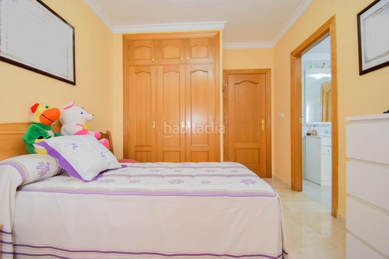 Foto fac558eb-a826-4019-aa7b-5a101843c704. Xalet amb calefacció piscina a Fuente Vaqueros