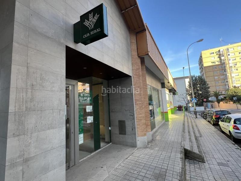 Foto 5e0f57ff-7032-4b38-90f3-bde2aef7c671. Alquiler local comercial local en venta o alquiler en Granada