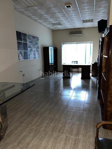 Foto a00b8164-f823-4768-b1bb-2f4e611b7061. Locale commerciale in Angustias - Chana - Encina Granada