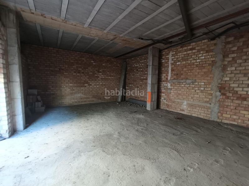 Foto a663e780-c64d-40ff-a1c0-1bd1ca78592a. Local comercial a Santa Fe