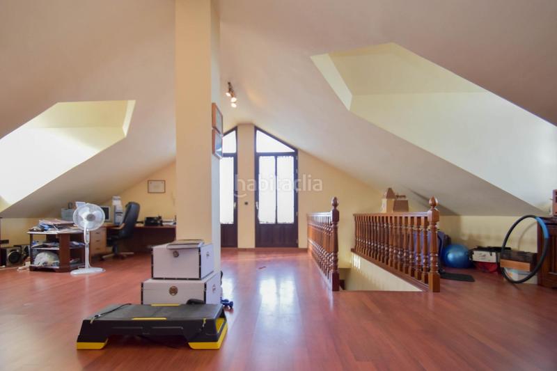 Foto 15735da2-7e7e-4723-99c1-7d93a71f6806. Chalet excepcional chalet independiente con piscina privada en Maracena