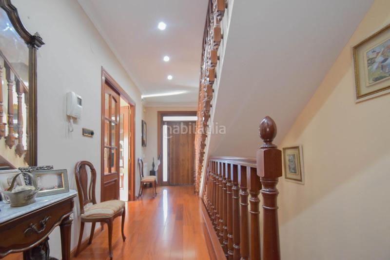 Foto 17481d53-6d35-46c4-8853-8bab3fcc1712. Chalet excepcional chalet independiente con piscina privada en Maracena
