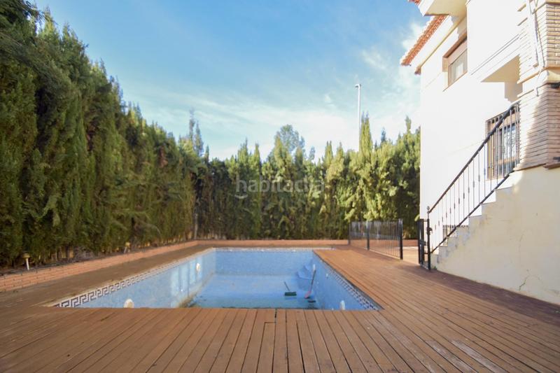 Foto 35dd82ec-7482-4220-9dc3-cbea8286b355. Chalet excepcional chalet independiente con piscina privada en Maracena
