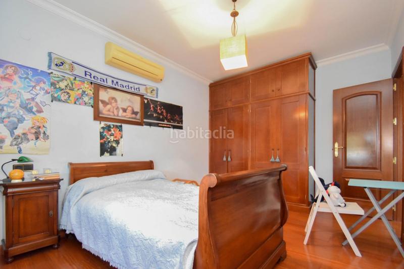 Foto 35e5fffe-4c9b-4bca-8506-672b26323c9e. Chalet excepcional chalet independiente con piscina privada en Maracena