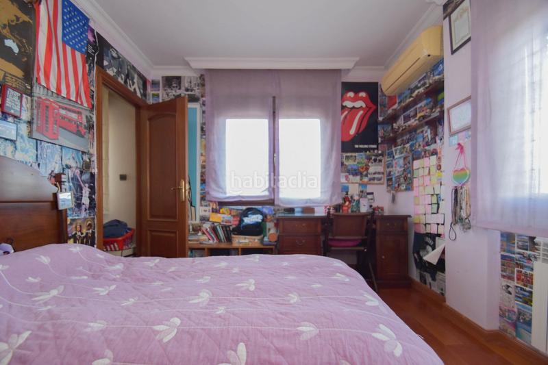 Foto 4c786463-b3a0-4eb4-a224-b27bb490f45d. Chalet excepcional chalet independiente con piscina privada en Maracena