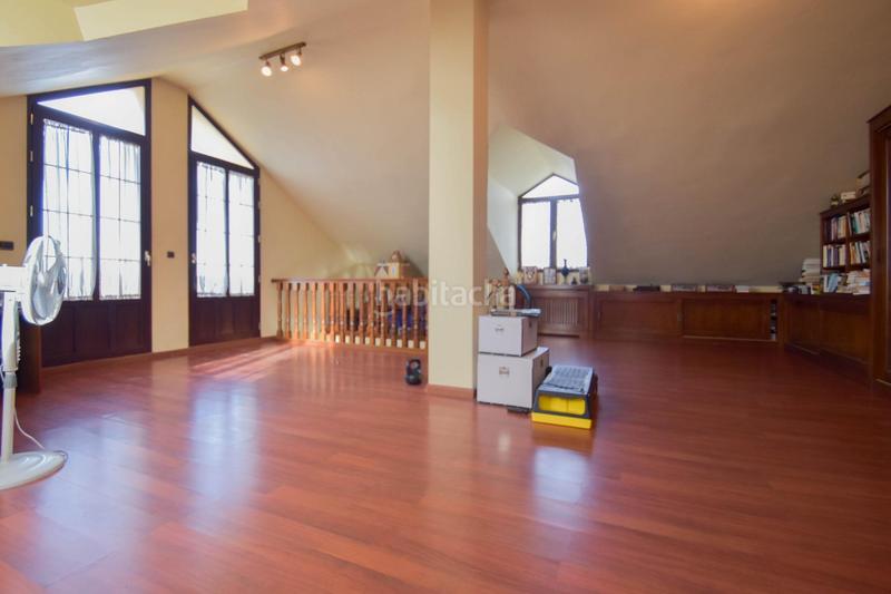 Foto 4fa35fe8-59d7-427a-b07f-9617d10050f9. Chalet excepcional chalet independiente con piscina privada en Maracena