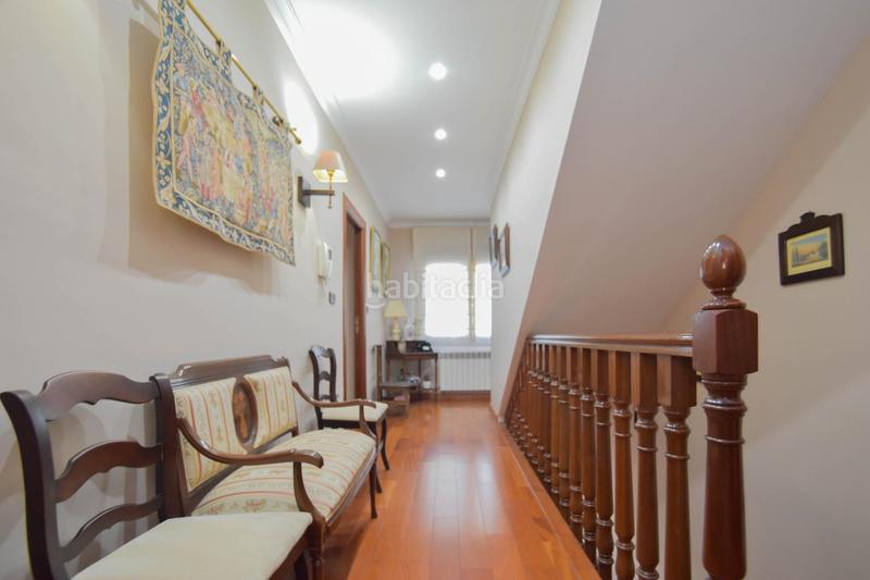 Foto 9a1cbe46-e444-43d9-9b5f-c67290e338bb. Chalet excepcional chalet independiente con piscina privada en Maracena