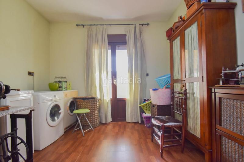 Foto daeb3a49-b2e8-4551-9244-ee78376047a1. Chalet excepcional chalet independiente con piscina privada en Maracena