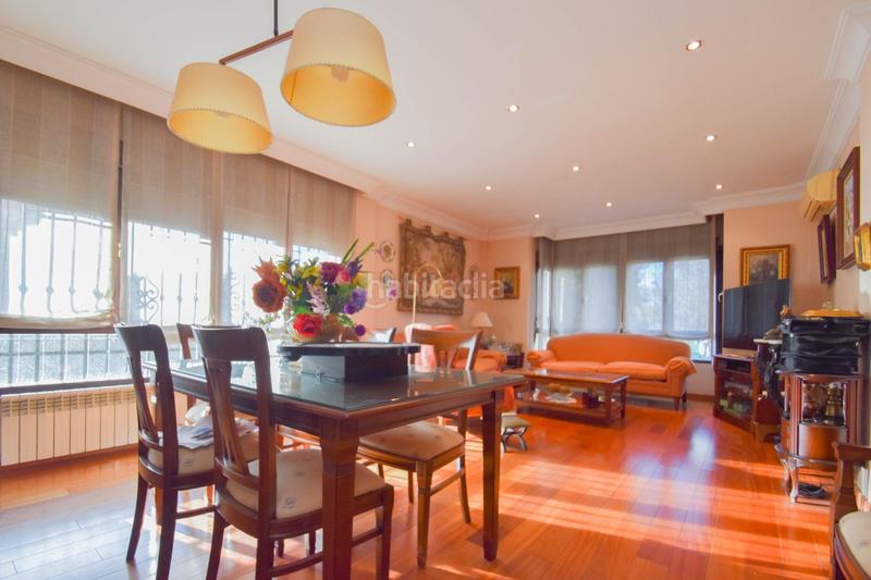 Foto e172d4e0-414d-478f-918e-a77270a12c82. Chalet excepcional chalet independiente con piscina privada en Maracena