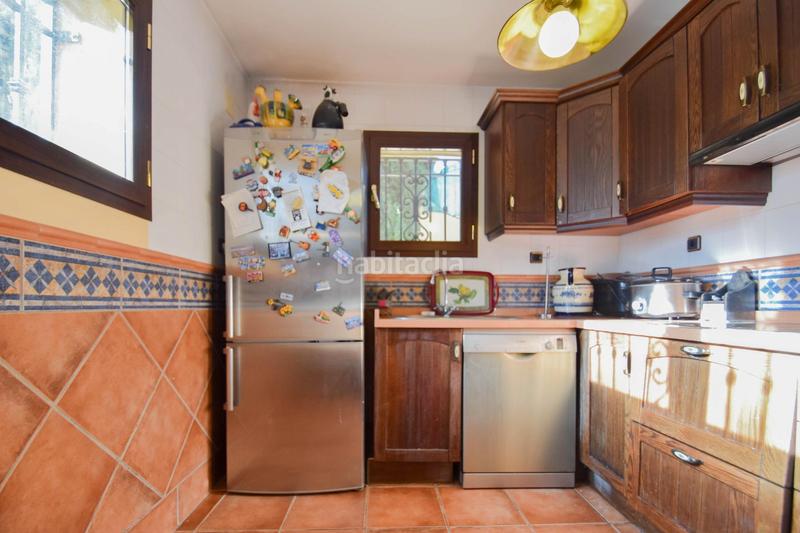 Foto ea1437f1-c7a2-4d12-a3b1-d7e460e76238. Chalet excepcional chalet independiente con piscina privada en Maracena