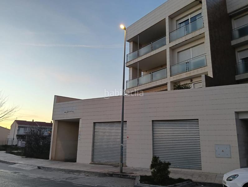 Foto 008298e5-283a-4b13-9b73-75cbcc7525c7. Aparcament cotxe a Santa Fe