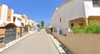 Maison jumelée à Pulianas. Adosado ocupado por persona sin justo titulo en pulianas granada