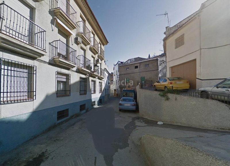 Foto 55ec9b87-0c30-4a72-ab3c-568753db9df3. Casa adossada a Loja