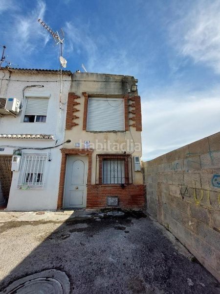 Foto dd617b6e-c74b-4c2d-a229-a1e8d8d204fe. Reihenhaus in Fuente Vaqueros