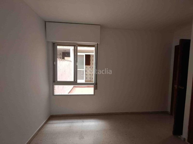 Foto 6f4dd440-6c85-49e7-81f8-b92cfd297907. Pis a Íllora