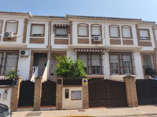Casa adosada  Calle pedro de valdivia. Casa adosada a la venta en las gabias granada