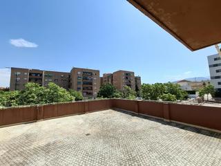 Appartamento  Calle felix rodriguez de la fue. Piso con terraza de 121 m2 a la venta en el zaidin granada
