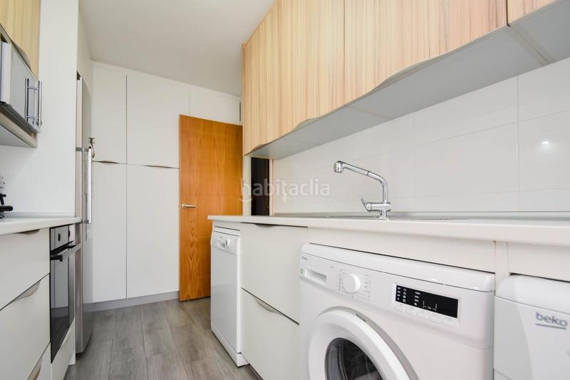 Foto 4f8d3903-b0ce-4635-b353-9bf0cc803b9e. Piso oportunidad única! vivienda reformada en el centro en Armilla