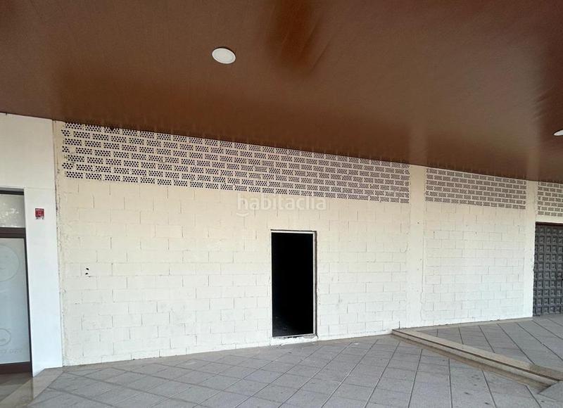 Foto 12d56d06-f602-4bbf-9e0f-322954f81810. Local comercial a Atarfe