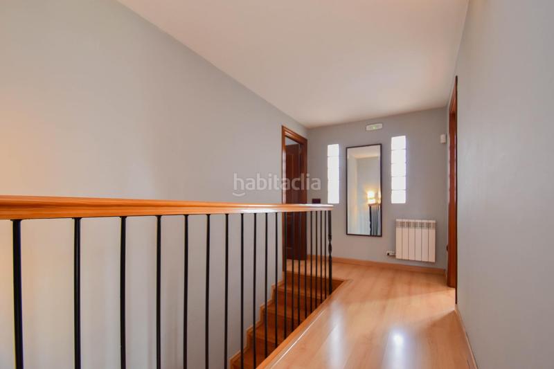 Foto 4a9a6c8c-4c48-4f5f-b876-9ef2181d6f27. Chalet bienvenidos a una propiedad única en la exclusiva urbanización el ventorrillo, granada! en Cúllar Vega