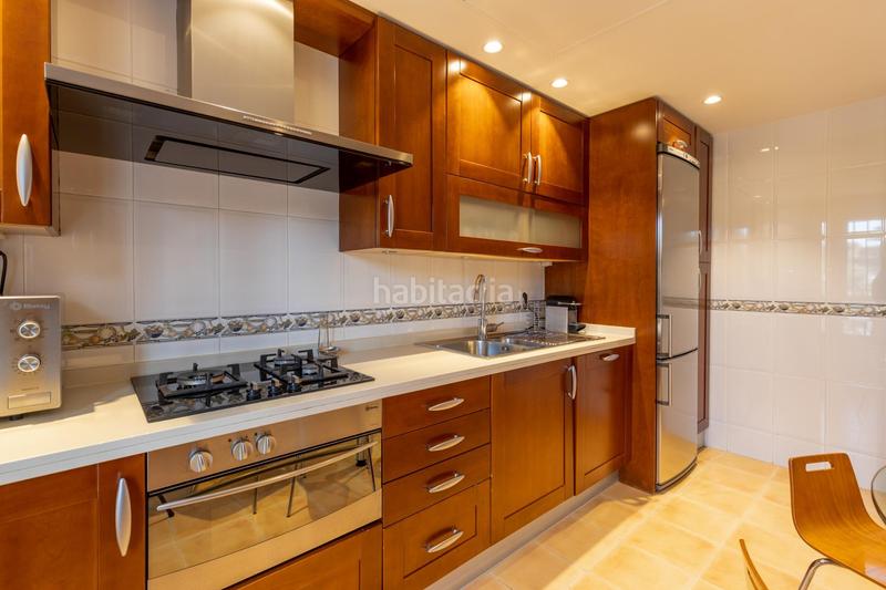 Foto bd55986b-4538-4d24-95fc-8c928a492a10. Casa  de 4 dormitorios en el mirador de rolando! en Granada