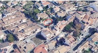 Terreny residencial  Calle de las cruces. Solar a la venta en la zubia granada