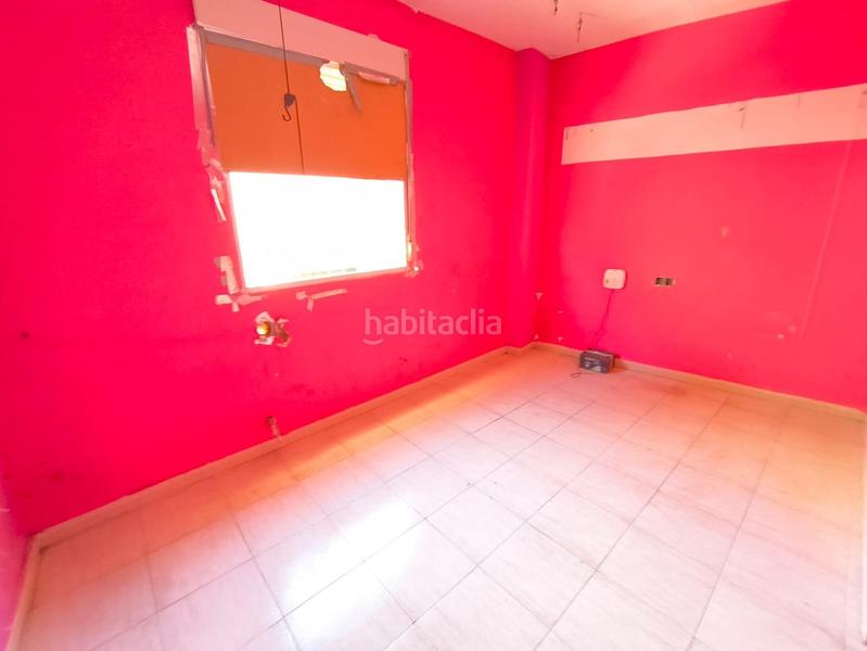 Foto c325dc37-d02c-4636-9bae-7b2879bd9303. Casa adossada amb aparcament a Güevéjar