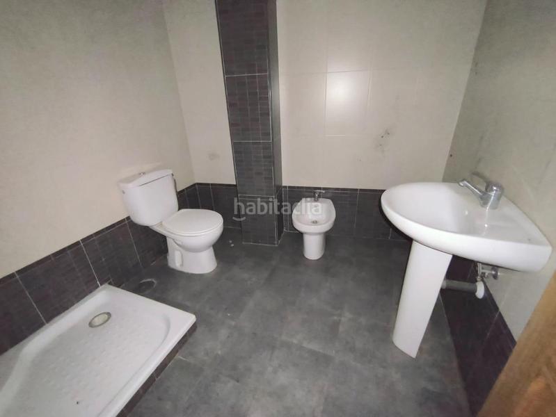 Foto ccda362b-906d-4df4-958b-a0b0e37b7ecf. Casa adossada amb aparcament a Güevéjar