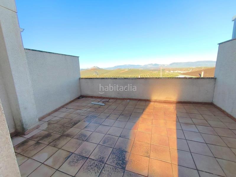 Foto f9c3dd4a-3e54-4dc9-9542-f0ba97f918b2. Casa adossada amb aparcament a Güevéjar