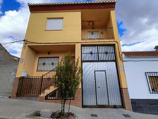 Maison  Calle malaga. Casa a la venta en arenas del rey granada