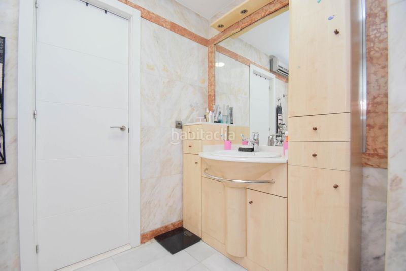Foto 4f2c1c25-5d11-4ebd-ab0c-9f17701b666f. Casa amb aparcament a Maracena