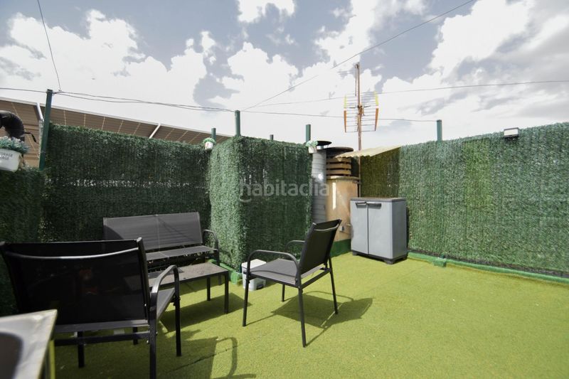 Foto 80985b66-c454-497f-b0e8-e219387582a9. Casa amb aparcament a Maracena