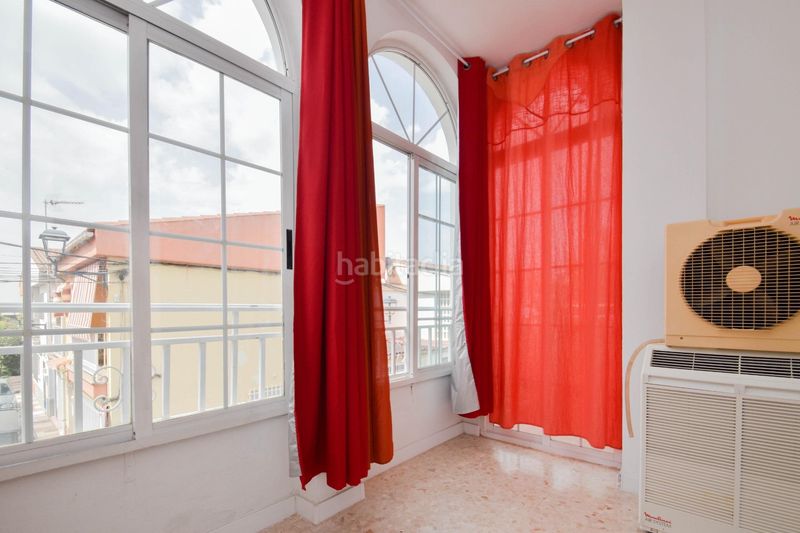 Foto cb4a8836-3ca9-4581-ae28-fed5750ae159. Casa amb aparcament a Maracena