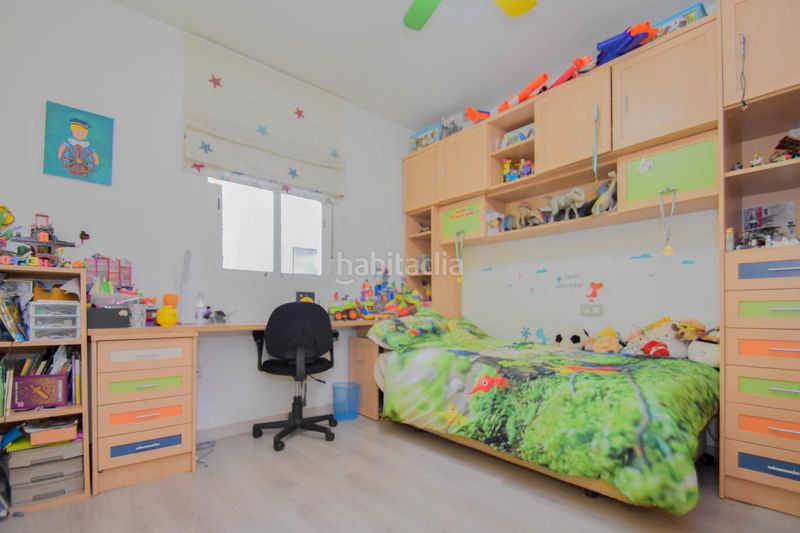 Foto b8044c60-4fe9-4aaf-8ea4-5b878d5feac1. Casa a Avda. De los Ogíjares Armilla